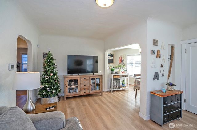 703 Melcher Street, Port Orchard, WA 98366