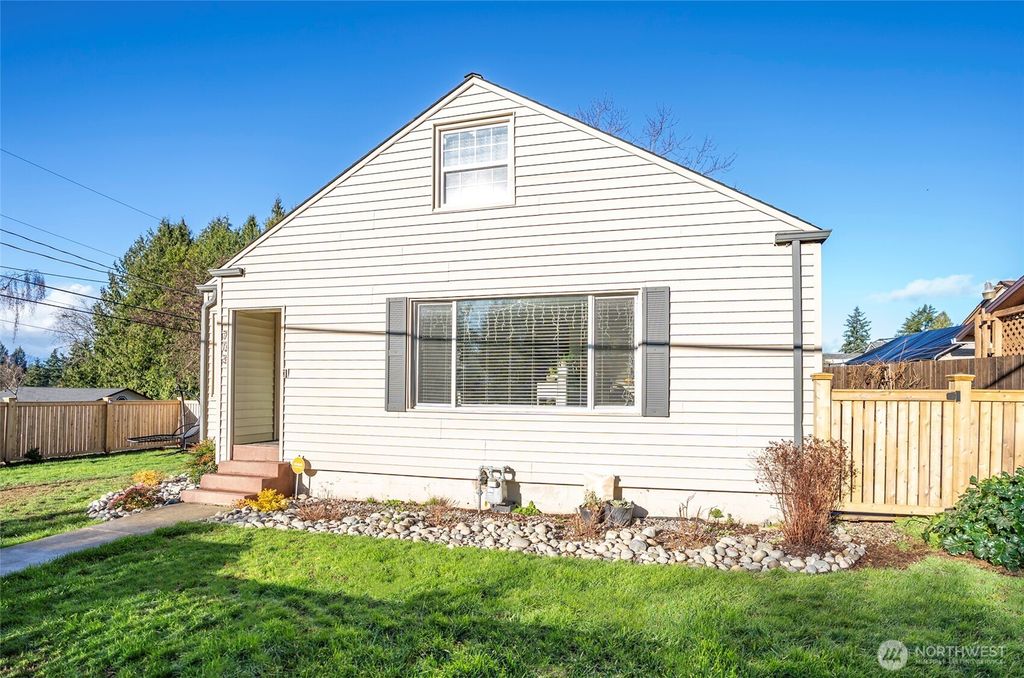 703 Melcher Street, Port Orchard, WA 98366