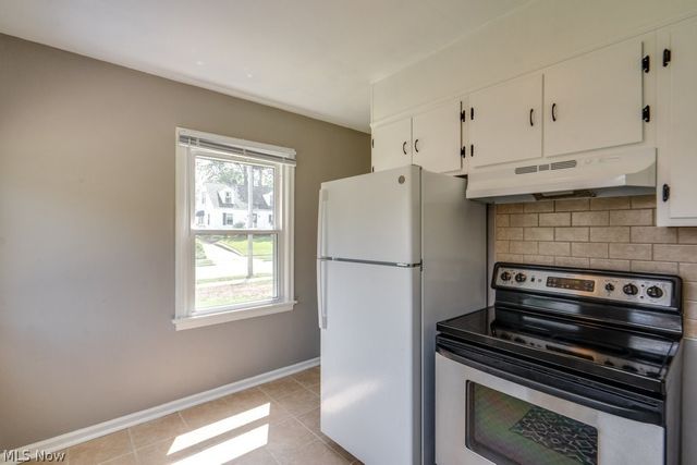 1930 18th Street, Cuyahoga Falls, OH 44223