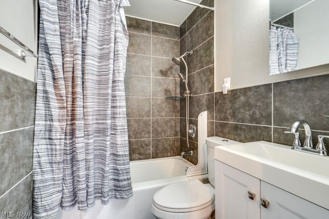 1930 18th Street, Cuyahoga Falls, OH 44223