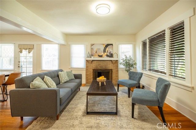 45 N Meridith, Pasadena, CA 91106