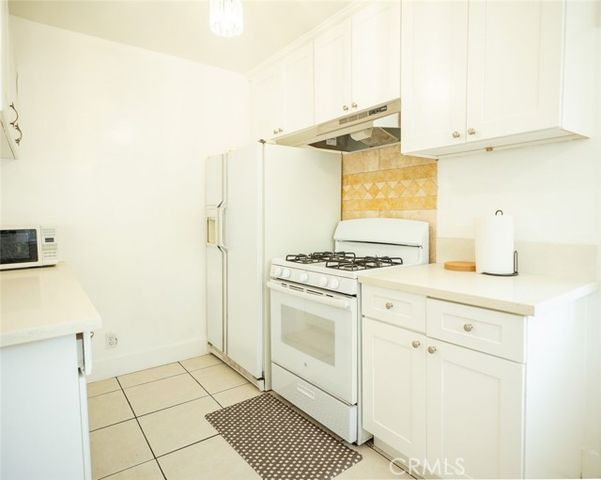 45 N Meridith, Pasadena, CA 91106