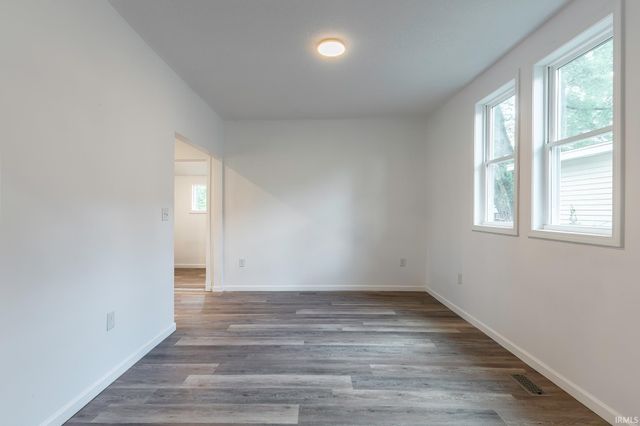 3026 Monroe Street, Fort Wayne, IN 46806