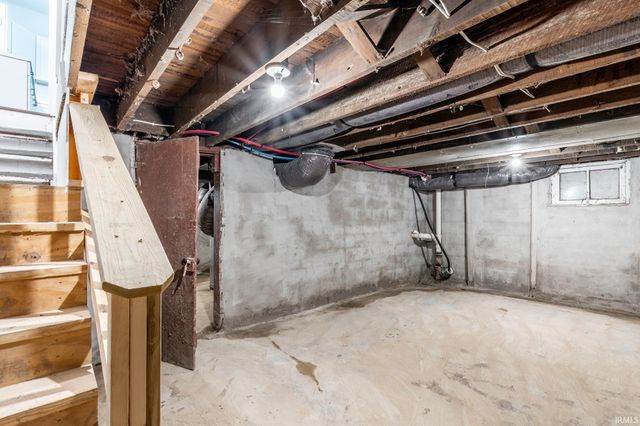 3026 Monroe Street, Fort Wayne, IN 46806