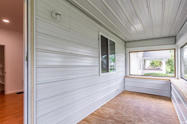 3026 Monroe Street, Fort Wayne, IN 46806