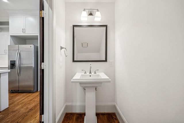 510 E 27th Street, Houston, TX 77008