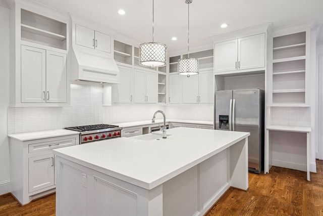 510 E 27th Street, Houston, TX 77008