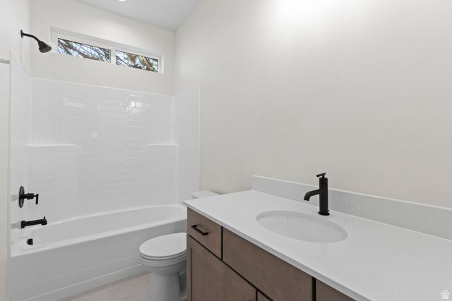 238 W HILLCREST DR, Spanish Fork, UT 84660