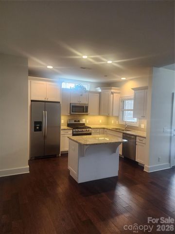 62 River Bend Lane, Fletcher, NC 28732