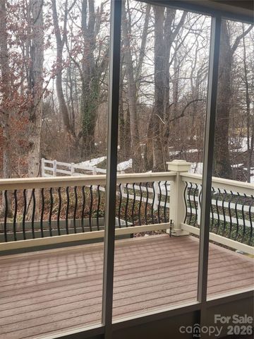 62 River Bend Lane, Fletcher, NC 28732