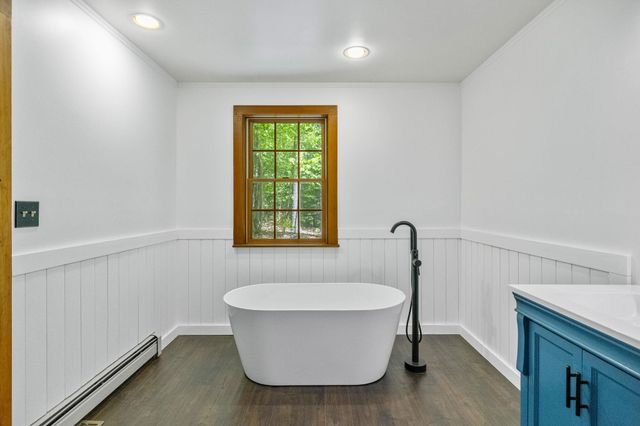 301 Galloping Hill Road, Hopkinton, NH 03229