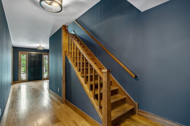 301 Galloping Hill Road, Hopkinton, NH 03229