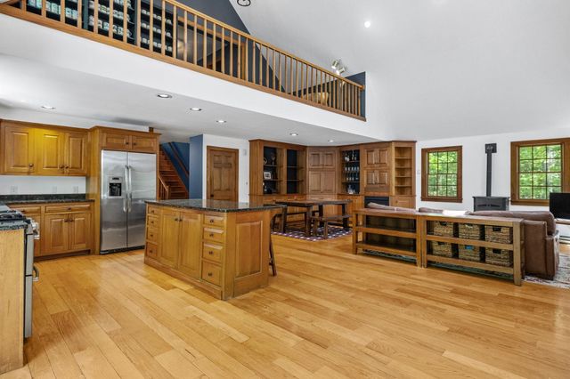 301 Galloping Hill Road, Hopkinton, NH 03229
