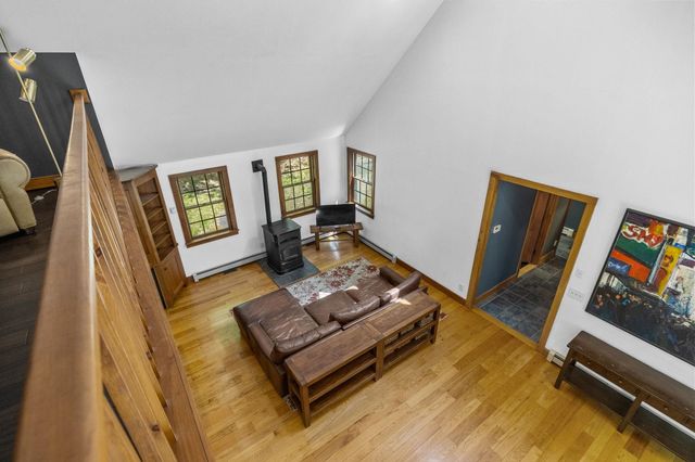 301 Galloping Hill Road, Hopkinton, NH 03229