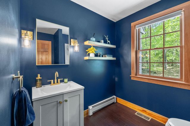 301 Galloping Hill Road, Hopkinton, NH 03229