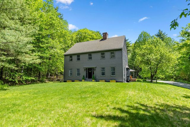 301 Galloping Hill Road, Hopkinton, NH 03229