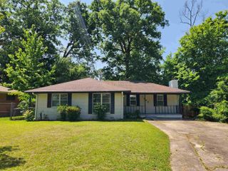 1005 Thompson Street, Jacksonville, AR 72076