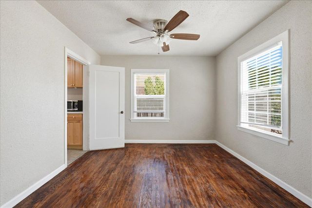 2540 28th St, Sacramento, CA 95818