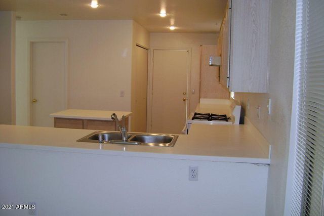 13641 S 47TH Street, Phoenix, AZ 85044