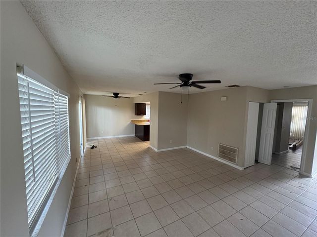 8331 PADDLEWHEEL STREET, Tampa, FL 33637