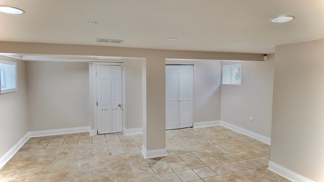 1507 N 15th Avenue, Melrose Park, IL 60160