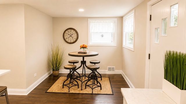 1507 N 15th Avenue, Melrose Park, IL 60160