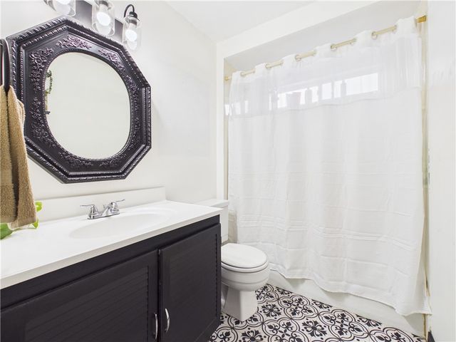 11 Meadow Street, Pawtucket, RI 02860