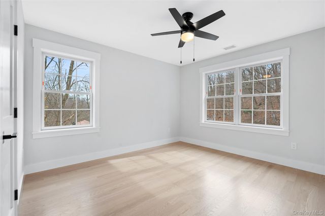 16 Stephens Lane, Valhalla, NY 10595