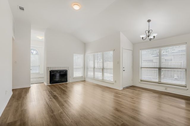7810 Ivy Lane, Rowlett, TX 75089