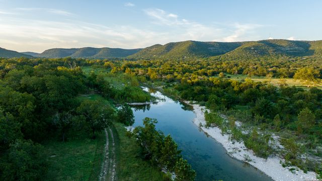 000 RM 336, Leakey, TX 78873