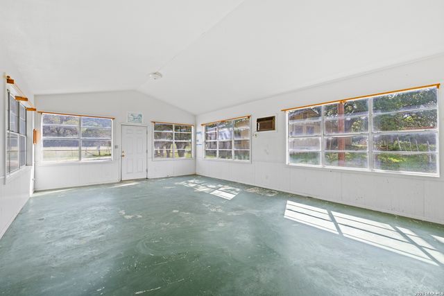 000 RM 336, Leakey, TX 78873