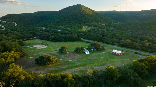 000 RM 336, Leakey, TX 78873