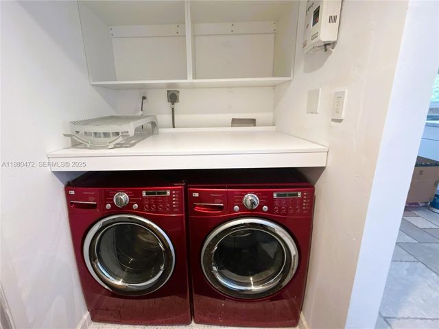 6395 SW 42nd Terrace, South Miami, FL 33155