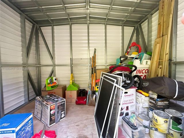 6395 SW 42nd Terrace, South Miami, FL 33155