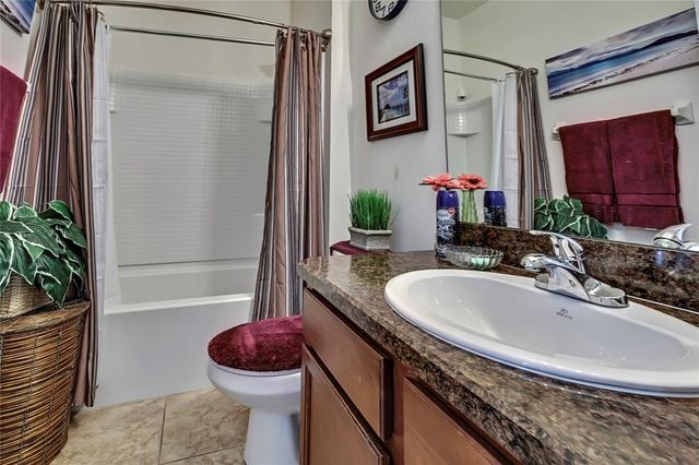 6405 TWIN BRIDGES DRIVE, Zephyrhills, FL 33541
