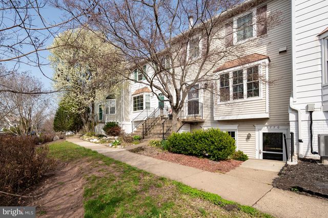 13770 FLOWING BROOK CT, Chantilly, VA 20151