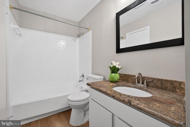 13770 FLOWING BROOK CT, Chantilly, VA 20151