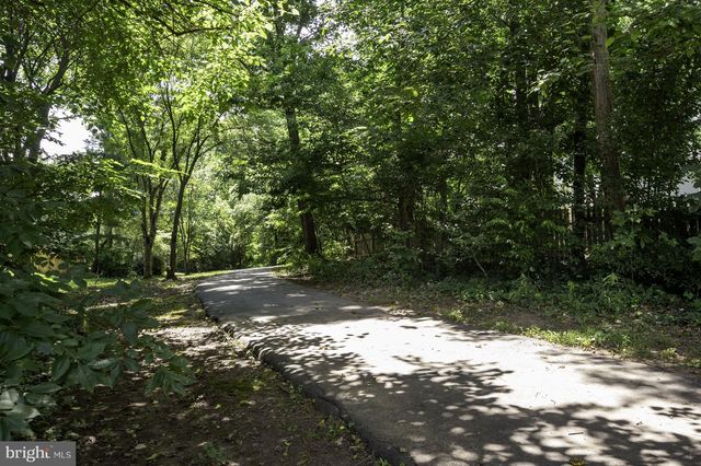 13770 FLOWING BROOK CT, Chantilly, VA 20151