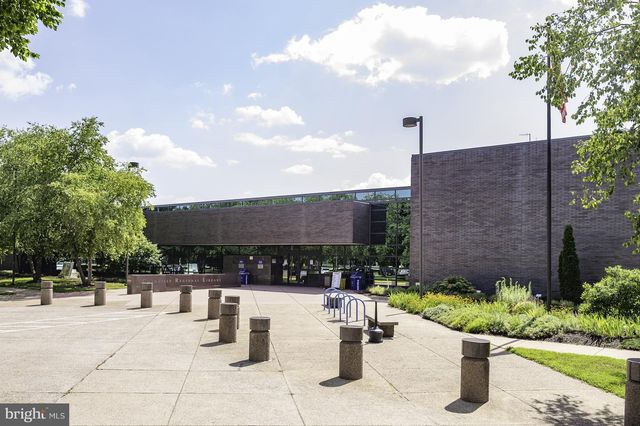 13770 FLOWING BROOK CT, Chantilly, VA 20151