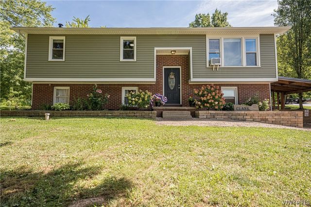 10807 Santello Drive, North Collins, NY 14111