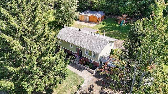 10807 Santello Drive, North Collins, NY 14111