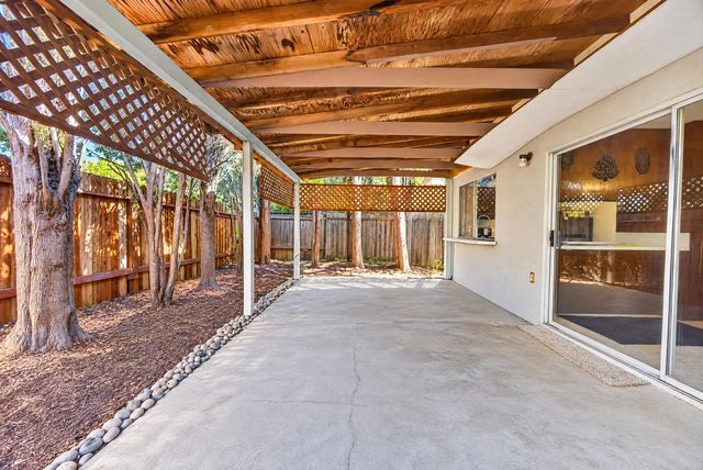 9429 Williamette Way, Sacramento, CA 95826