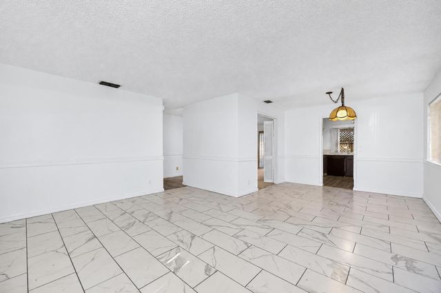 9429 Williamette Way, Sacramento, CA 95826