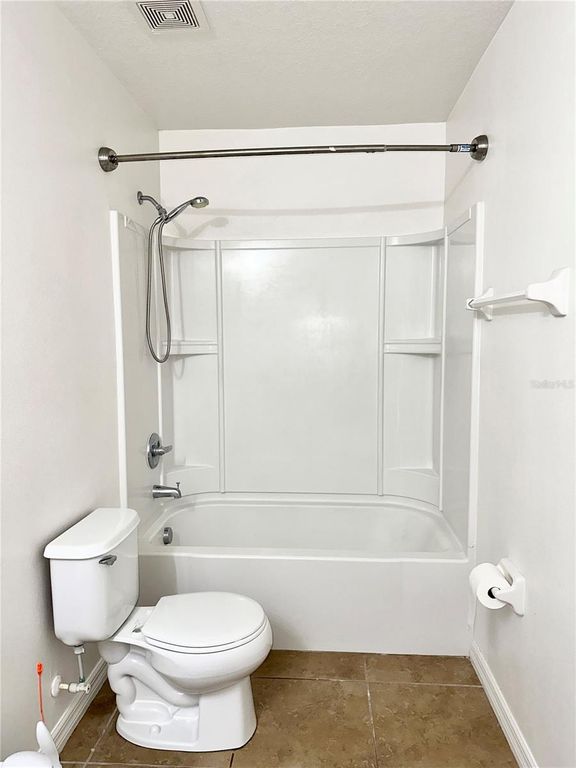 Image 17 of property listing at 4612 CABALERRO TRAIL, Kissimmee, FL 34758