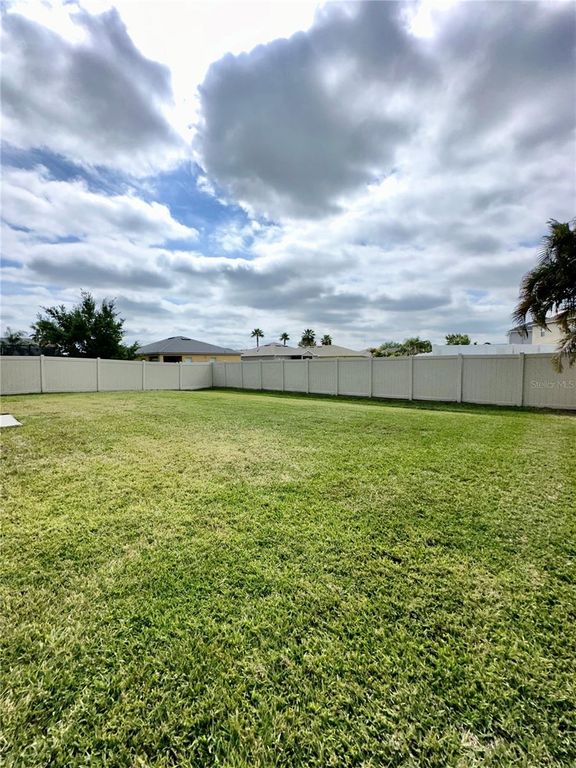 Image 23 of property listing at 4612 CABALERRO TRAIL, Kissimmee, FL 34758