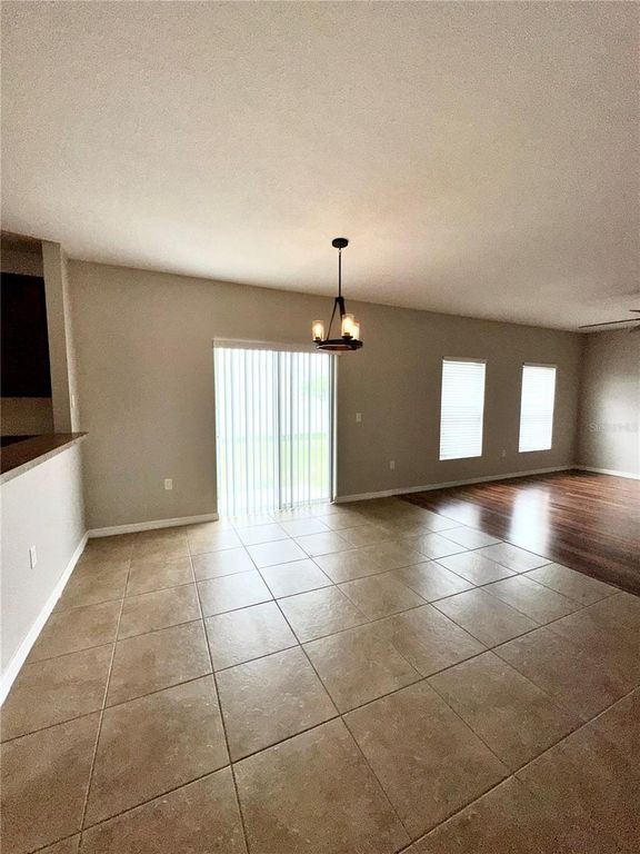 Image 5 of property listing at 4612 CABALERRO TRAIL, Kissimmee, FL 34758