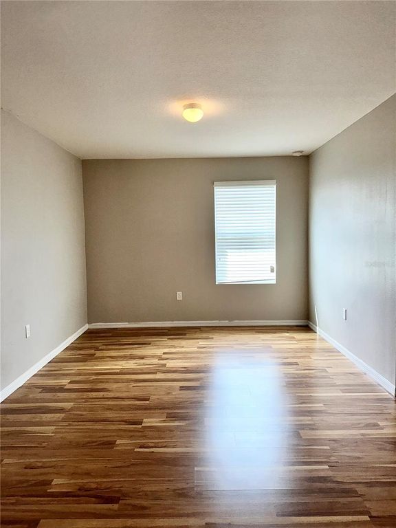 Image 8 of property listing at 4612 CABALERRO TRAIL, Kissimmee, FL 34758