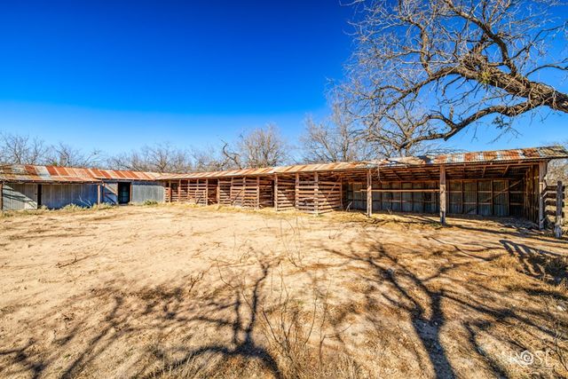 12315 Dove Creek Lane West, San Angelo, TX 76904