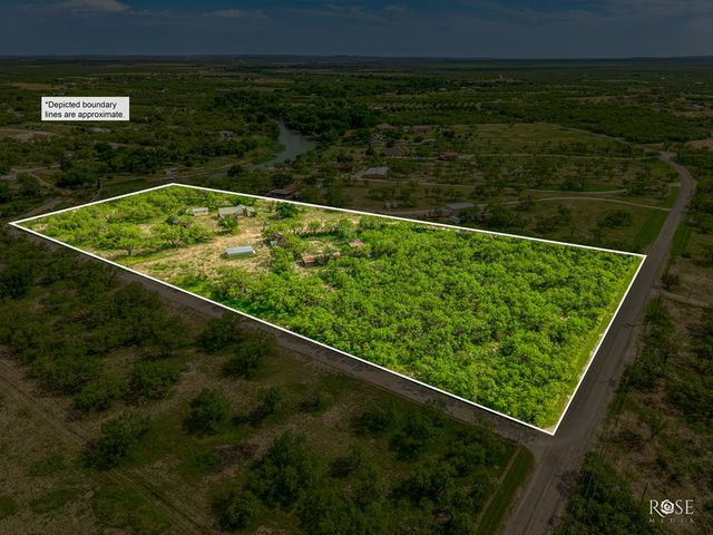 12315 Dove Creek Lane West, San Angelo, TX 76904