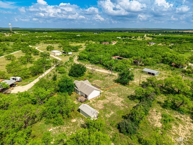 12315 Dove Creek Lane West, San Angelo, TX 76904